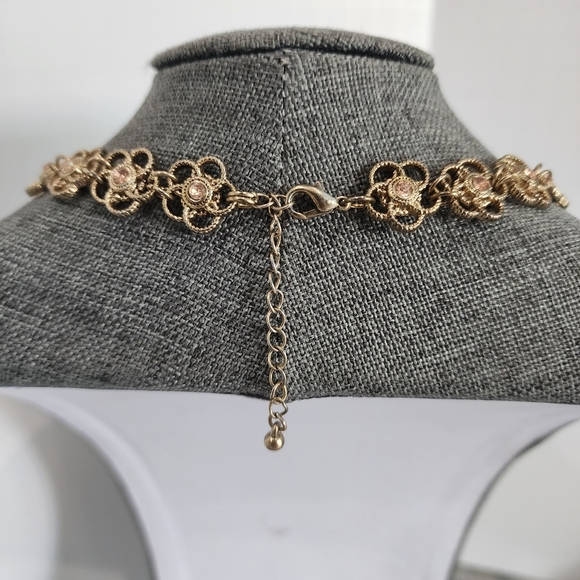 Goldtone Filigree Flower Necklace w/  Rhinestone Centers - Picture 6 of 9